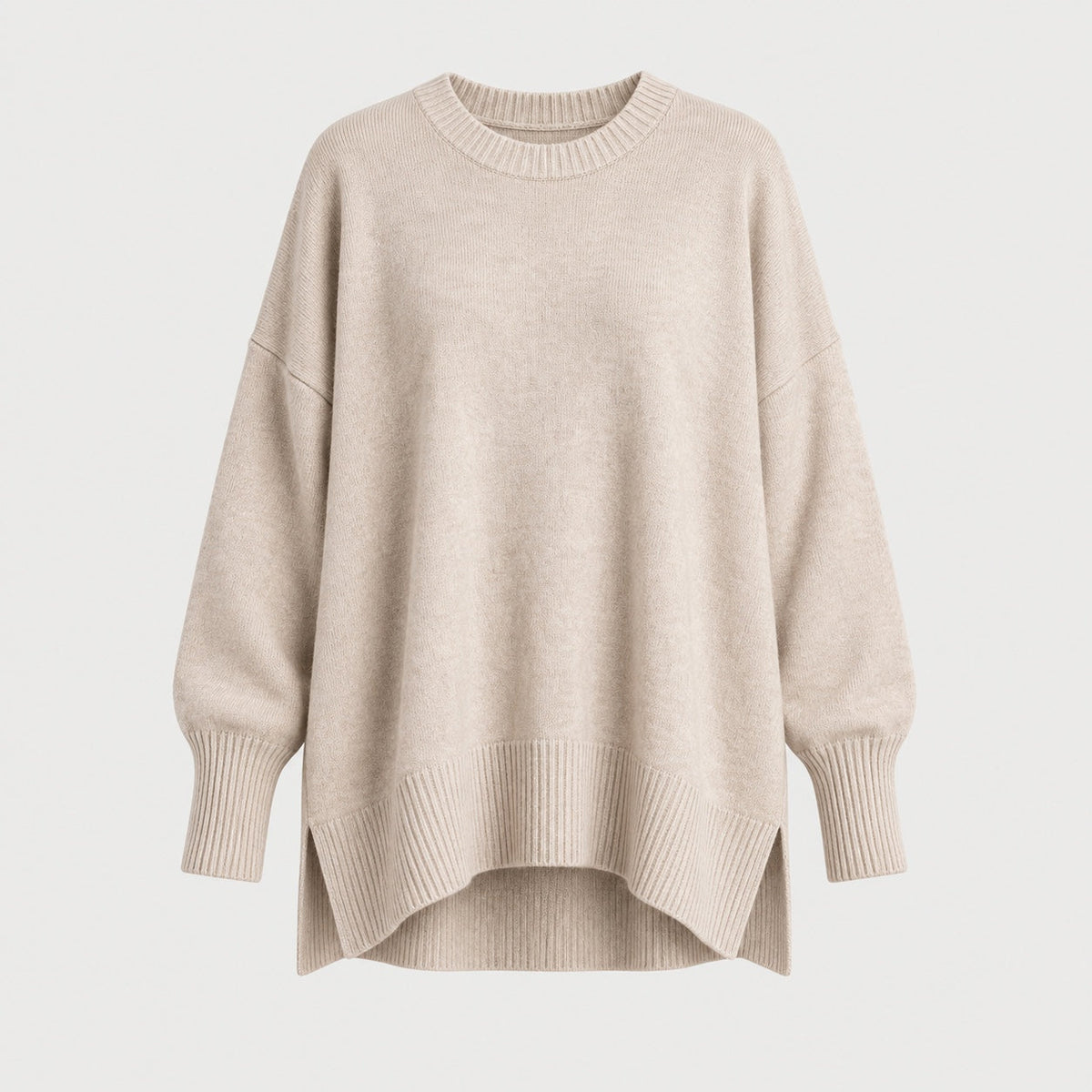 Women's Oversized High-Low Jumper in Beige | Gunnerside – front view