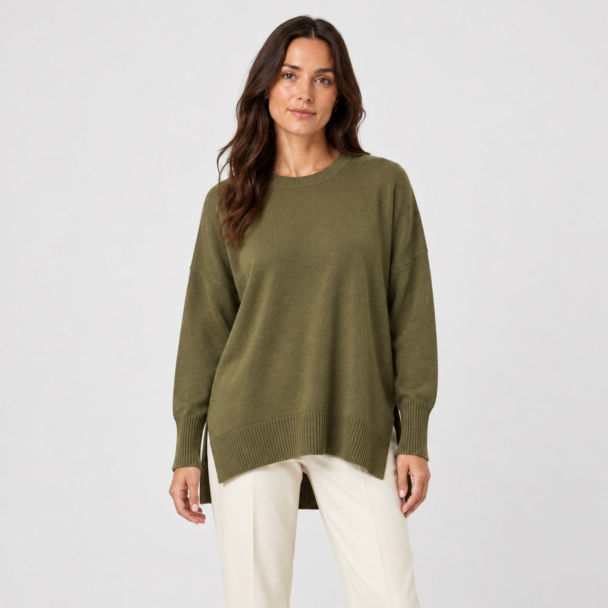 Women's Oversized High-Low Jumper in Olive Green | Gunnerside – front view