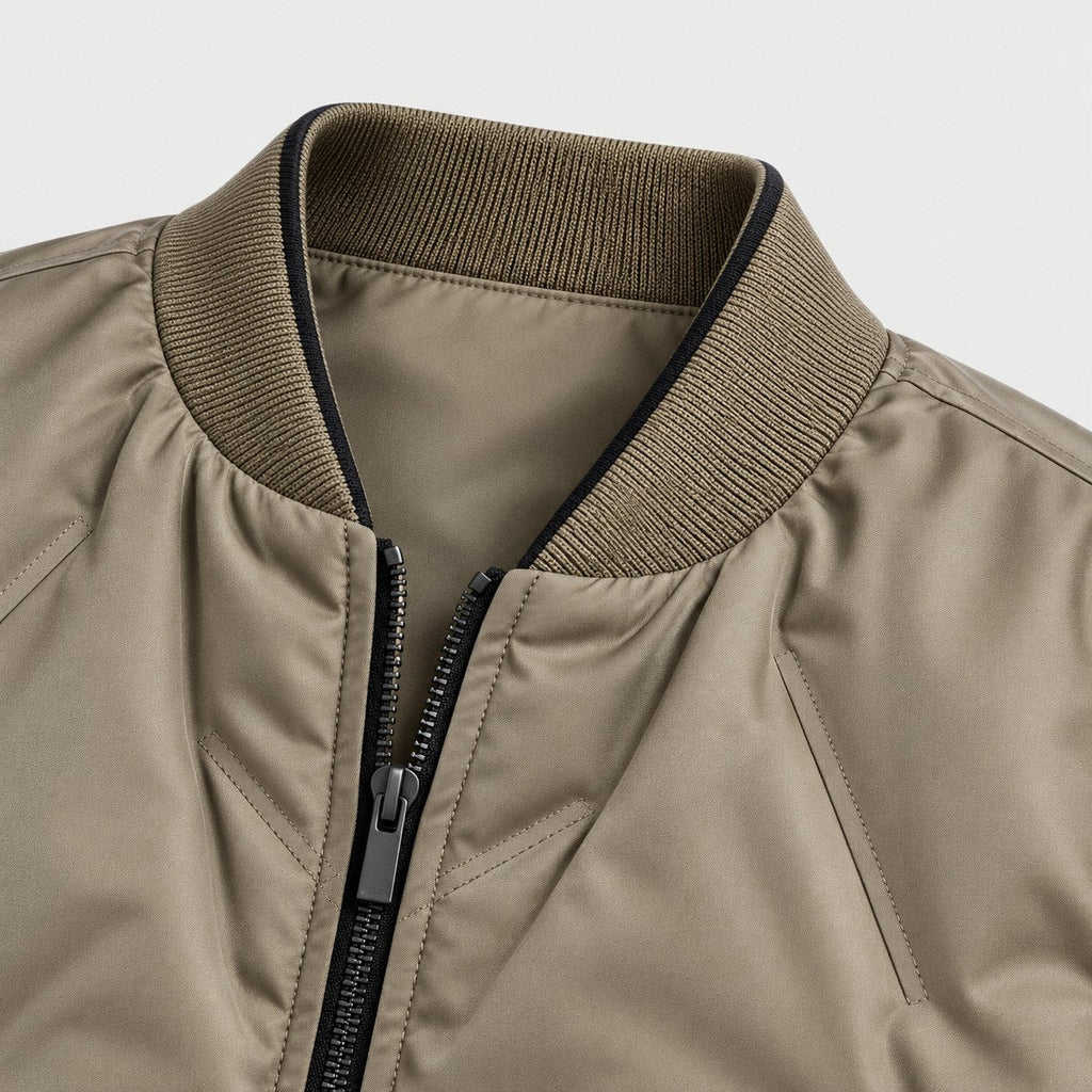 Men's quilted bomber jacket in Khaki | Orleton – detail view
