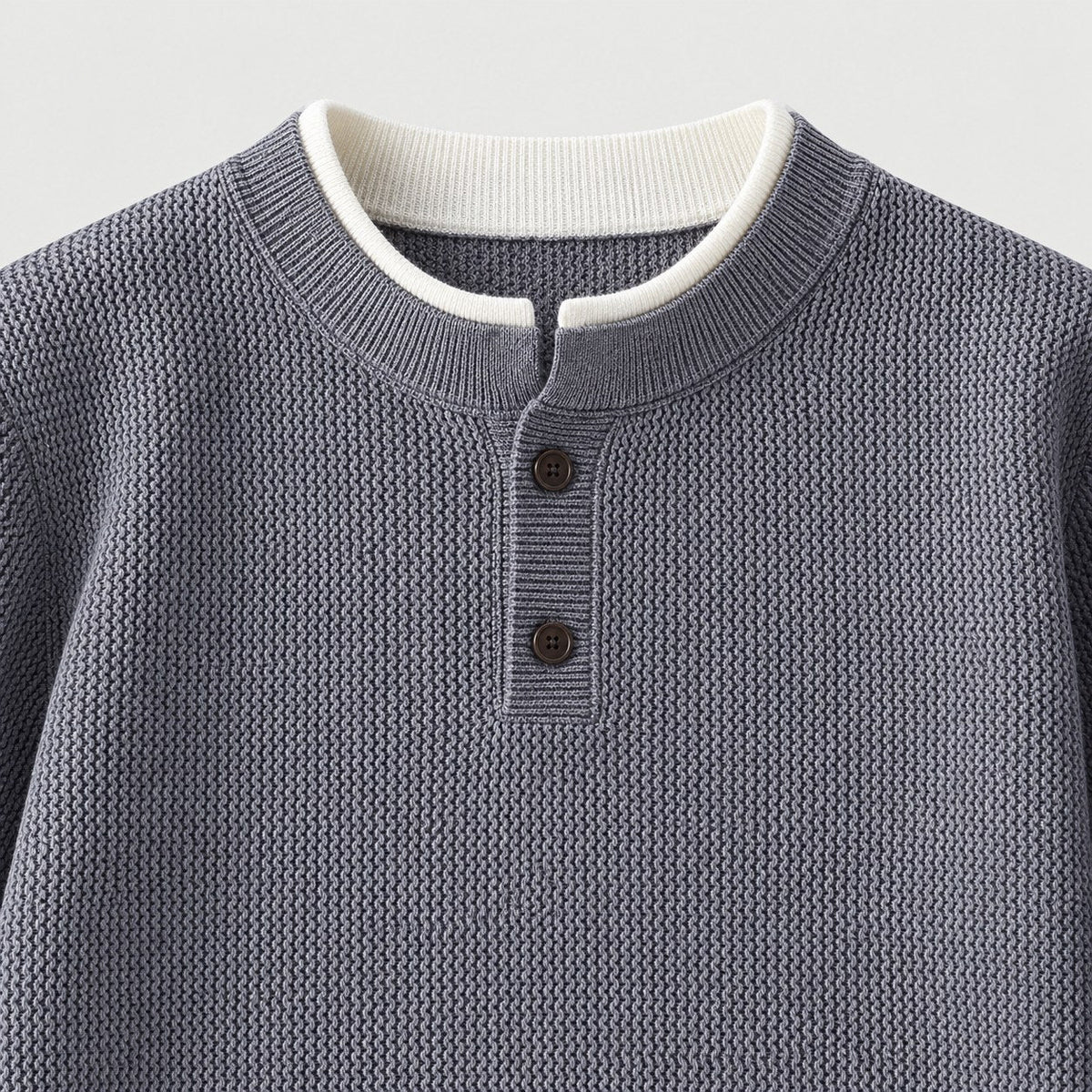 Men's waffle knit Henley jumper in Grey | Iwerne – detail view