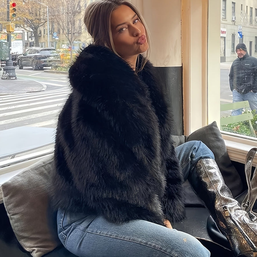 Women's loose-fit plush-lined faux fur jacket