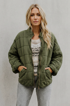 Women's high collar grid-quilted zip-up jacket