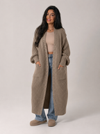Women's longline open front cardigan in a chunky knit