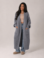 Women's longline open front cardigan in a chunky knit