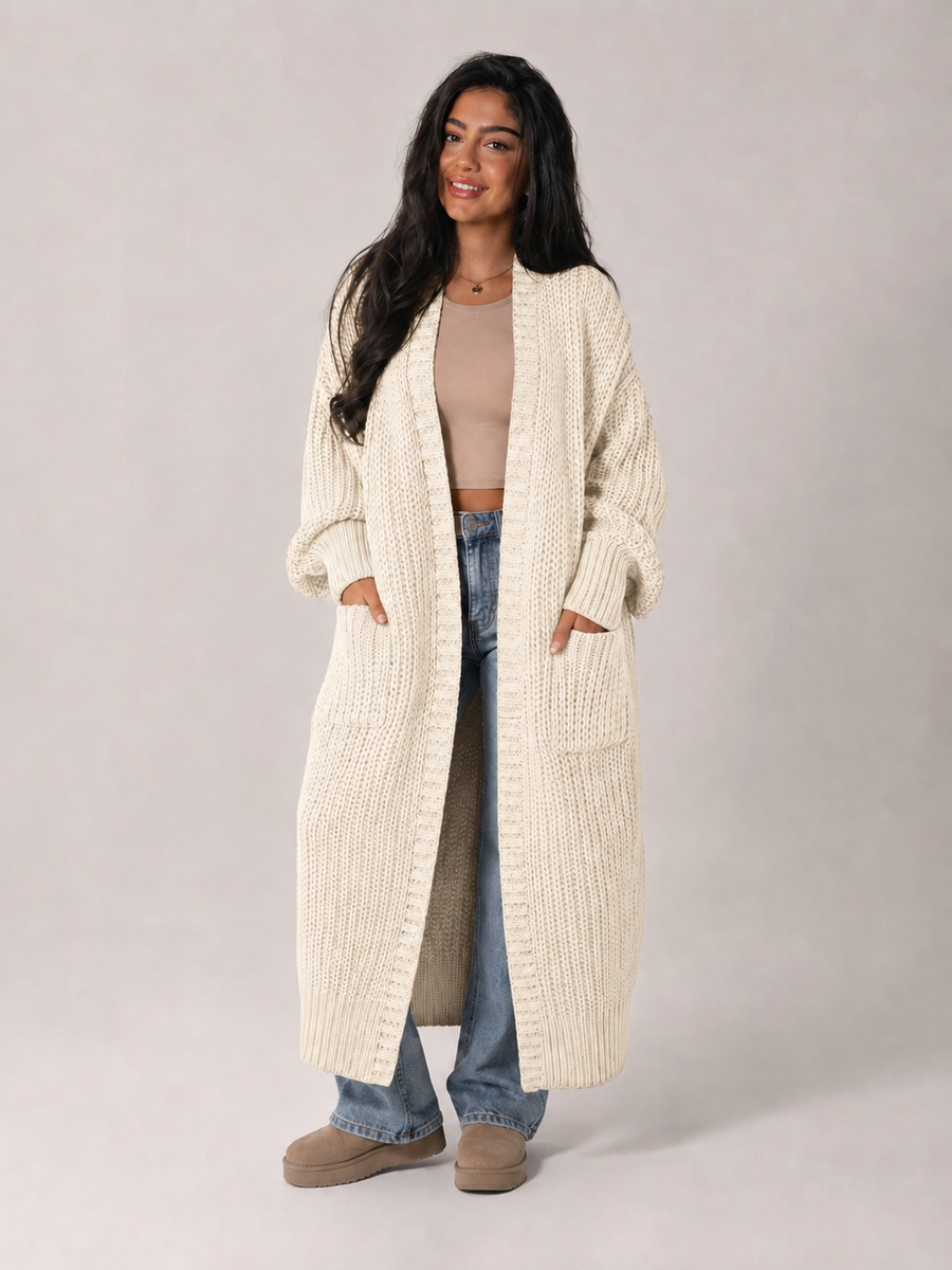 Women's longline open front cardigan in a chunky knit