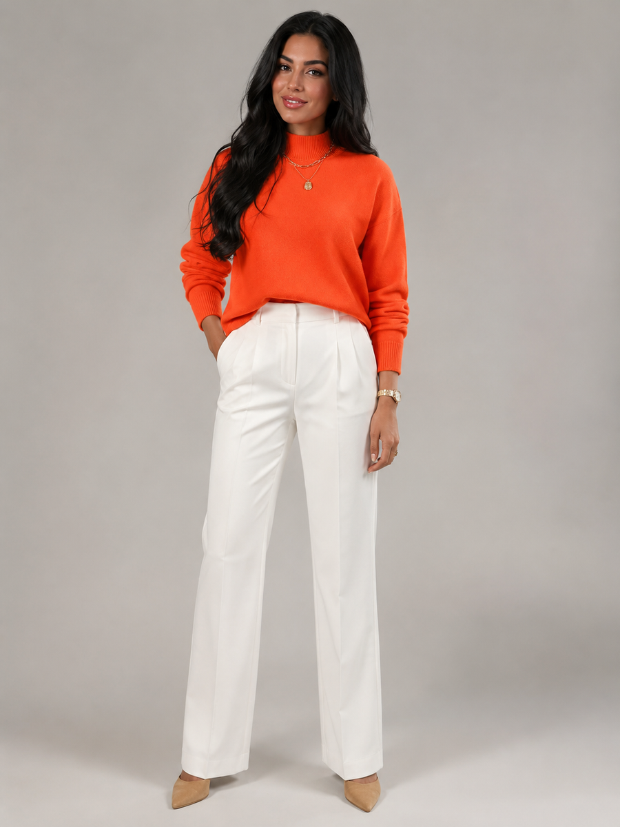 Women's soft fine-gauge jumper with a mock neck