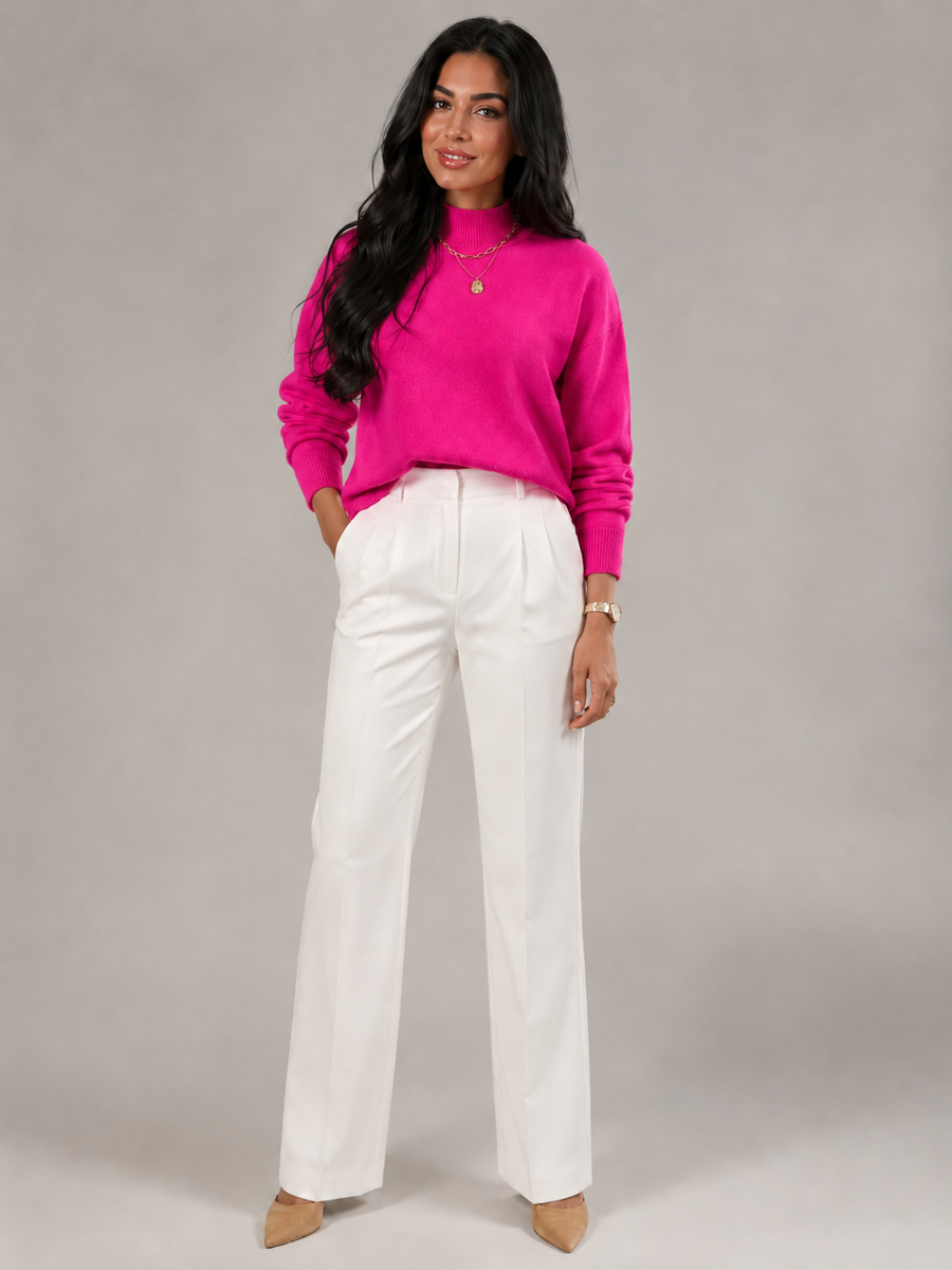 Women's soft fine-gauge jumper with a mock neck