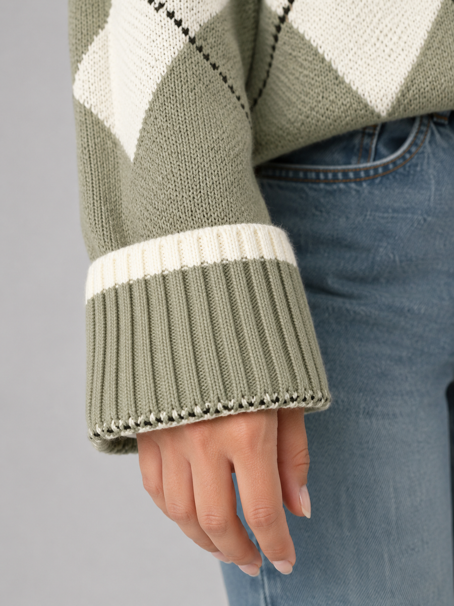 Women's argyle patterned knit jumper