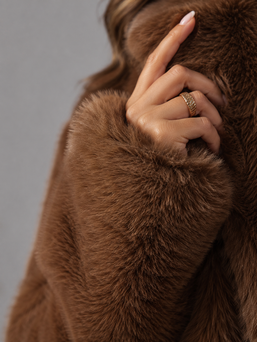 Women's cropped faux fox fur jacket