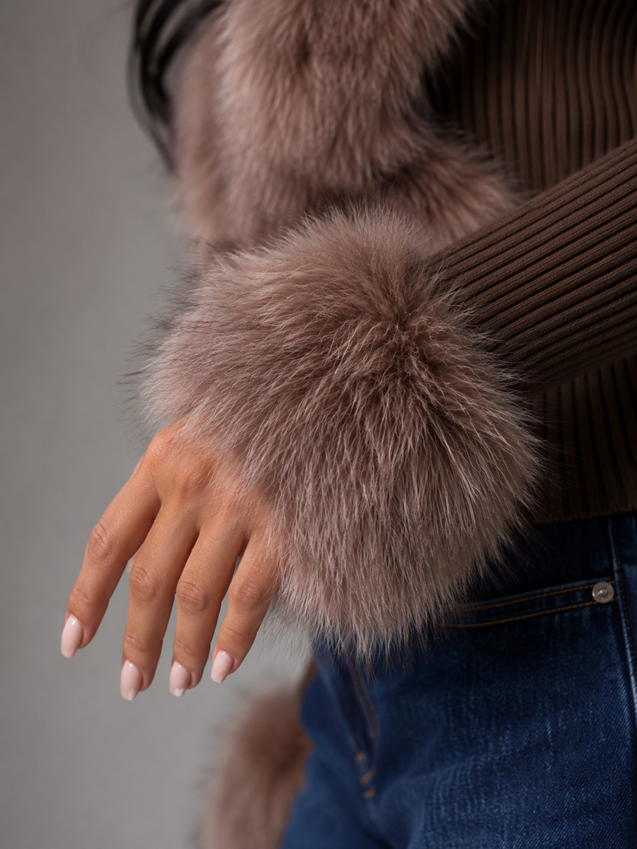 Women's fitted knit cardigan with faux fur collar and cuffs