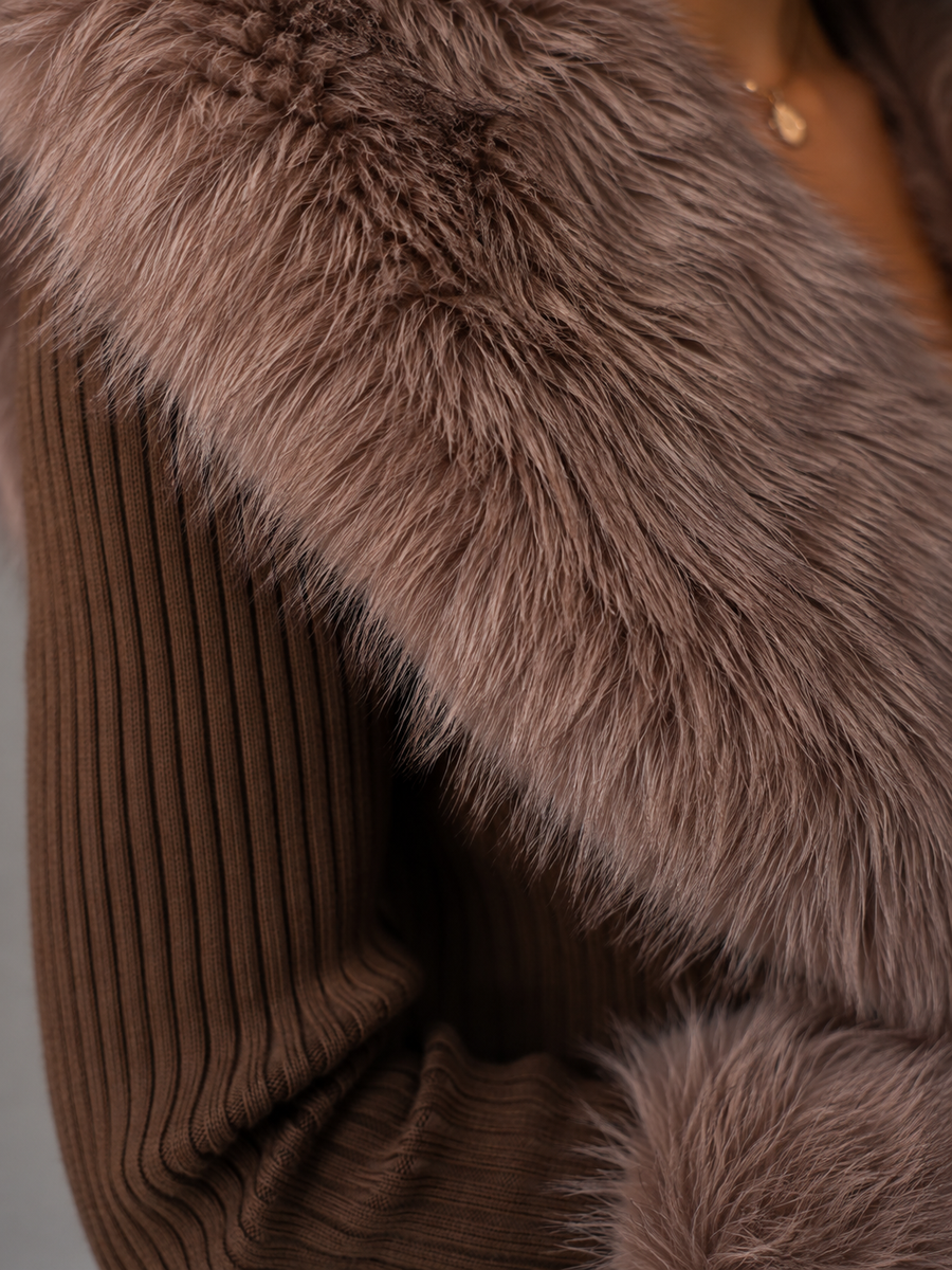 Women's fitted knit cardigan with faux fur collar and cuffs