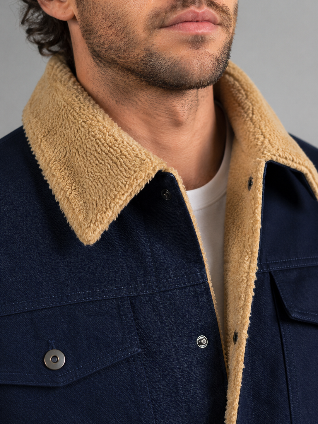 Men's fleece-lined trucker jacket with sherpa collar