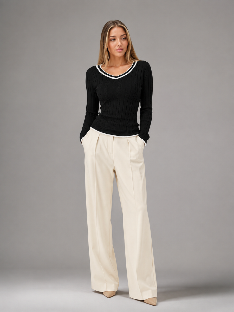 Women's V-neck jumper with contrast trim edging