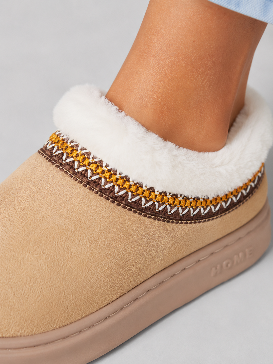 Women's faux suede slipper mules with a plush lining and platform sole