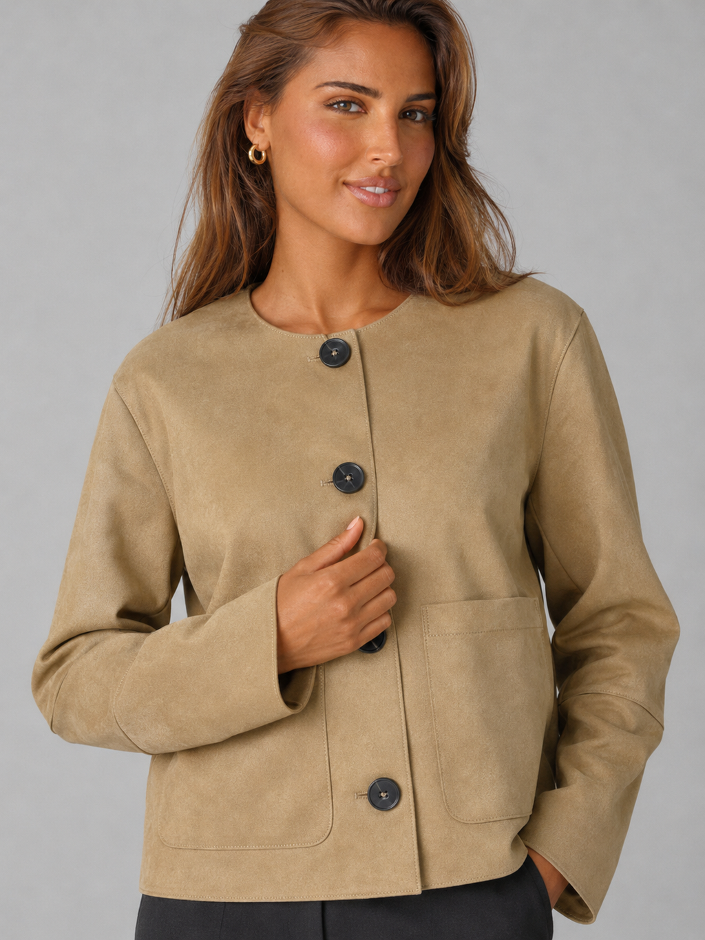 Women's cropped jacket with patch pockets