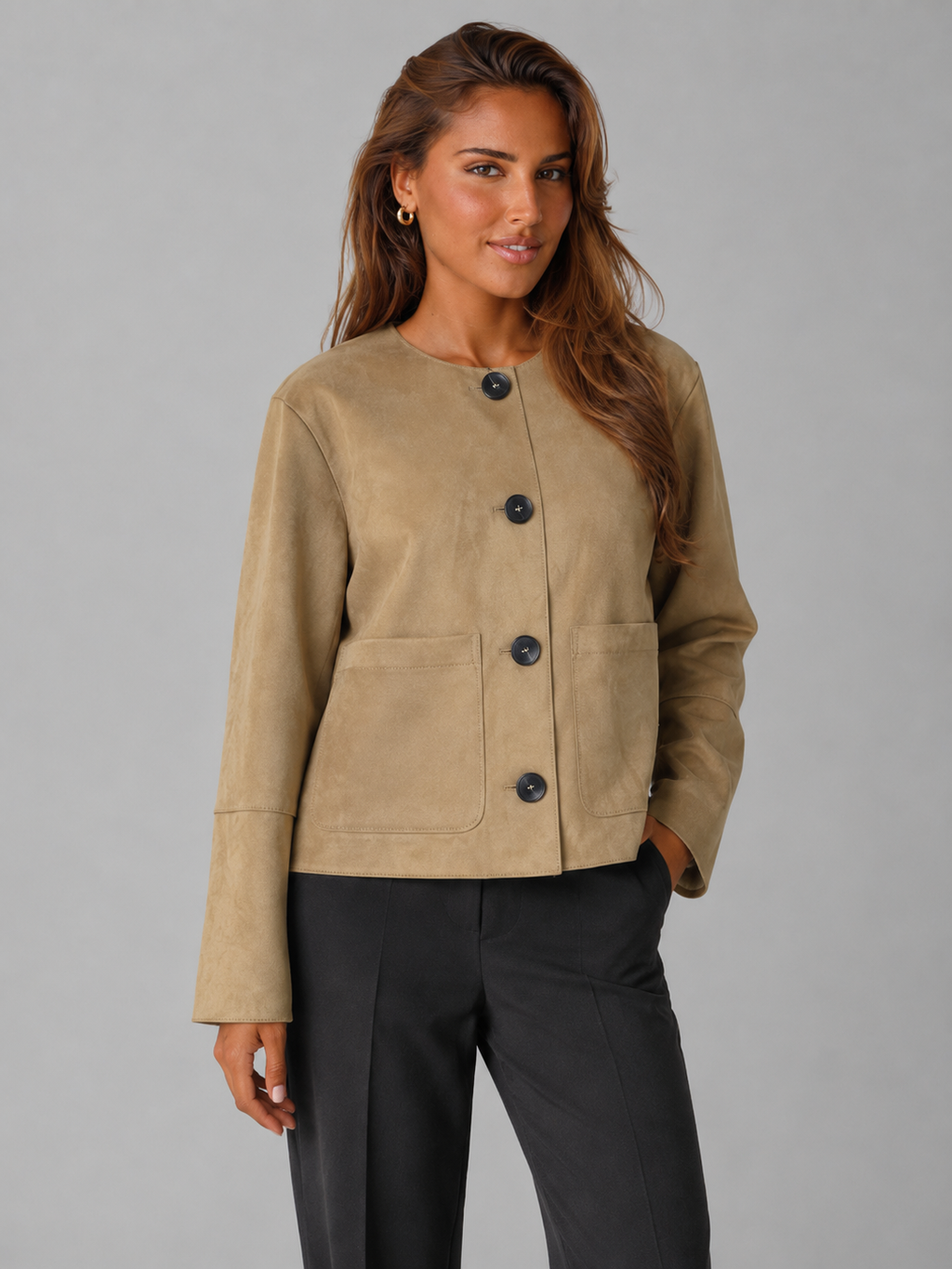Women's cropped jacket with patch pockets