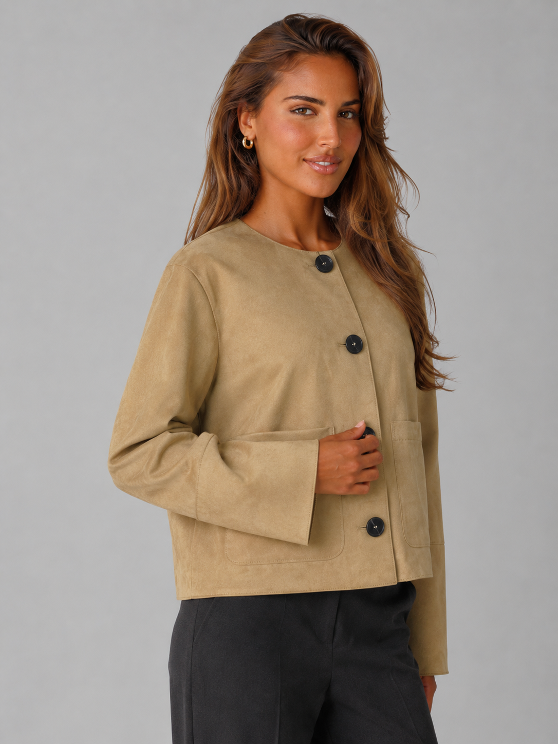 Women's cropped jacket with patch pockets