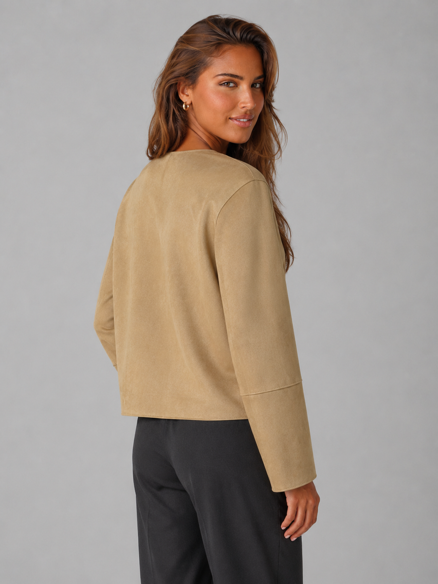 Women's cropped jacket with patch pockets