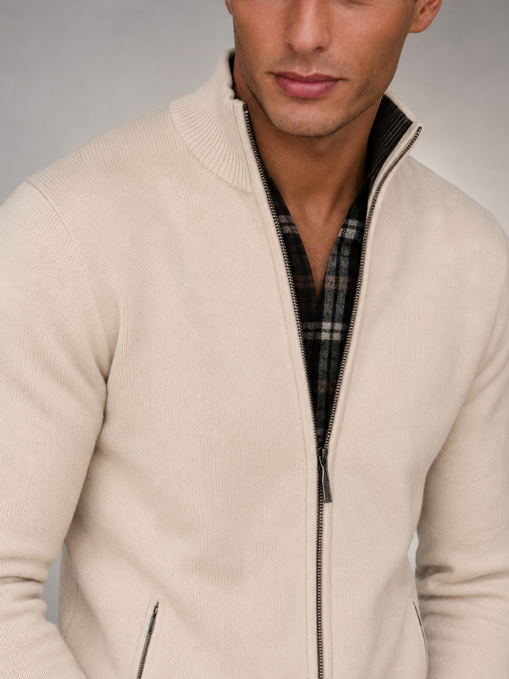 Men's chunky knit full-zip cardigan with stand collar