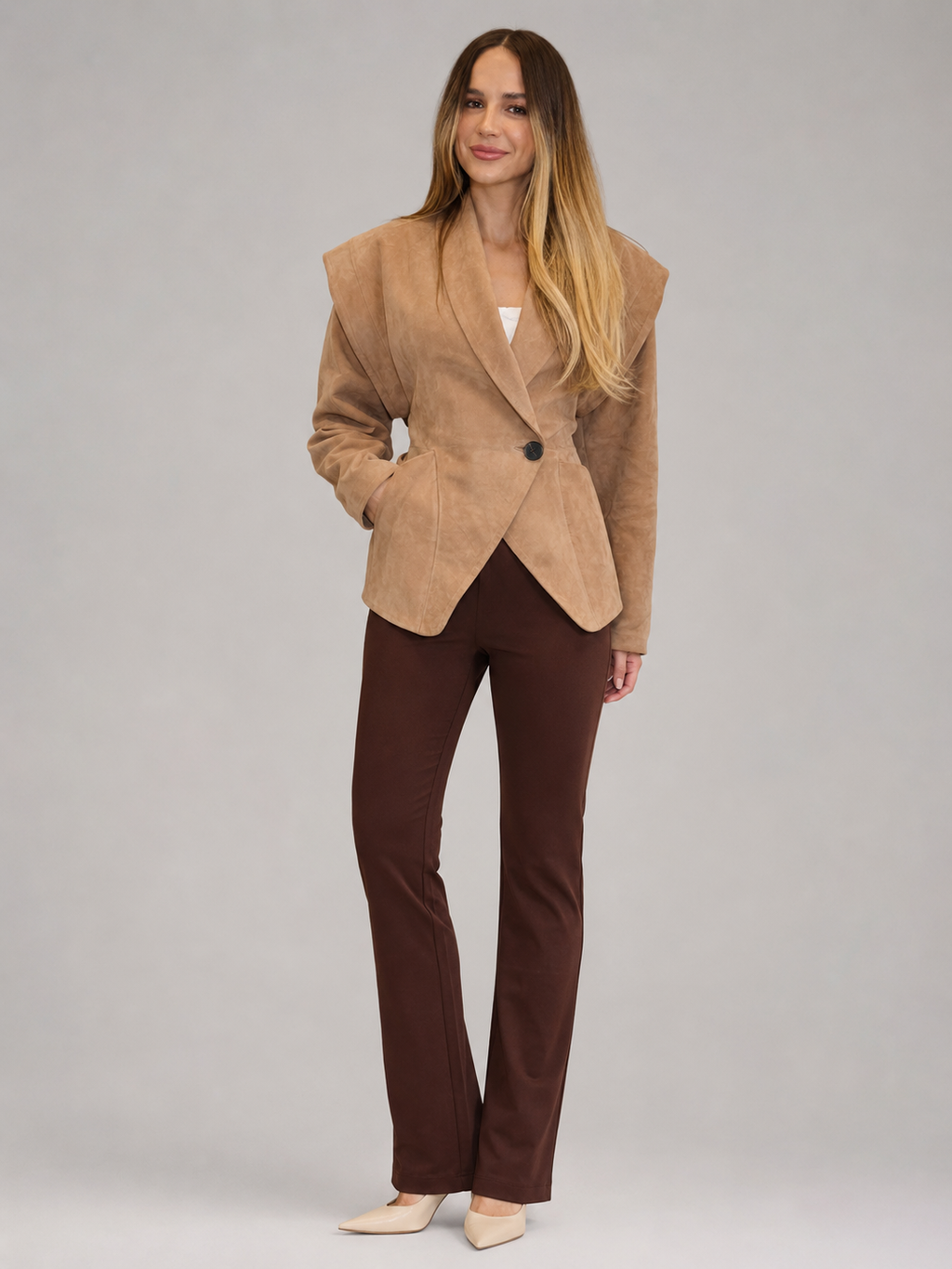 Women's structured suede-look blazer