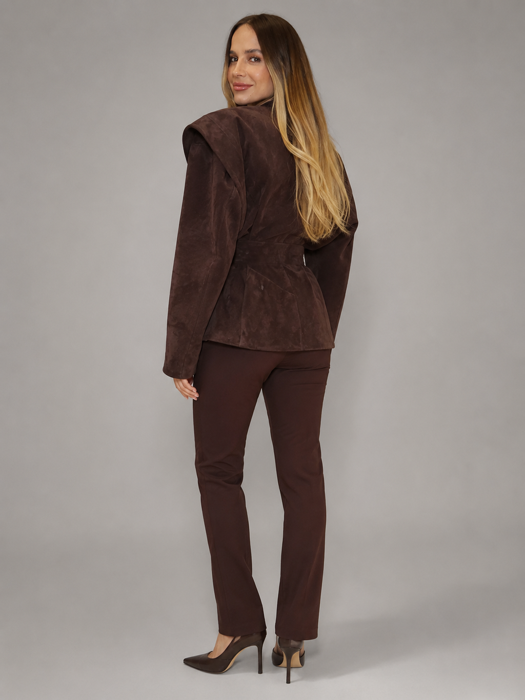 Women's structured suede-look blazer