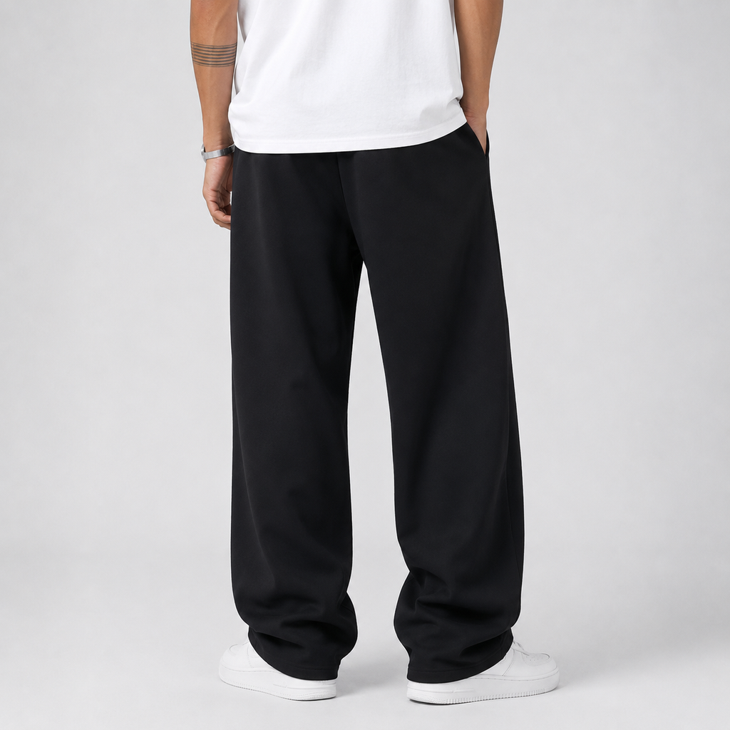 Men's thick knit jogger trousers with drawstring waist