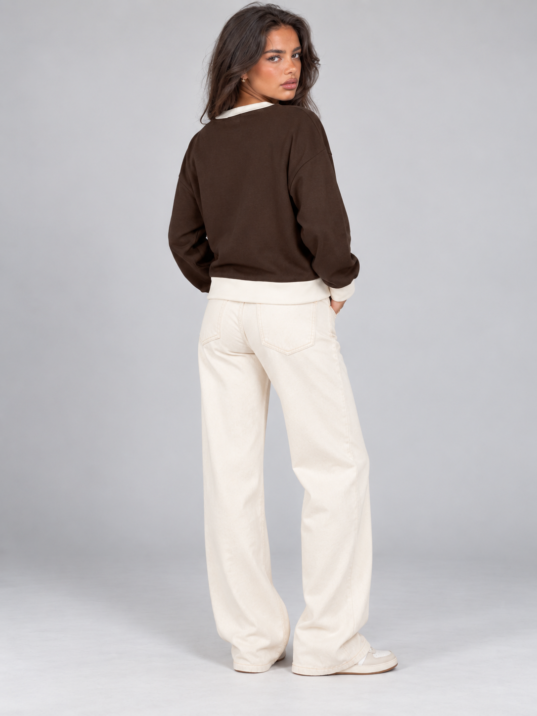 Women's sweatshirt with an oversized floral appliqué