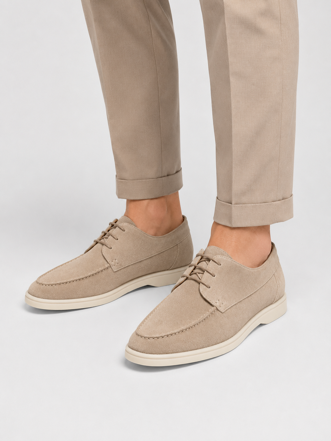 Men's lightweight suede lace-up dress shoes
