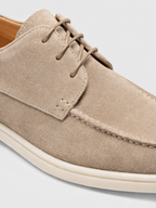 Men's lightweight suede lace-up dress shoes