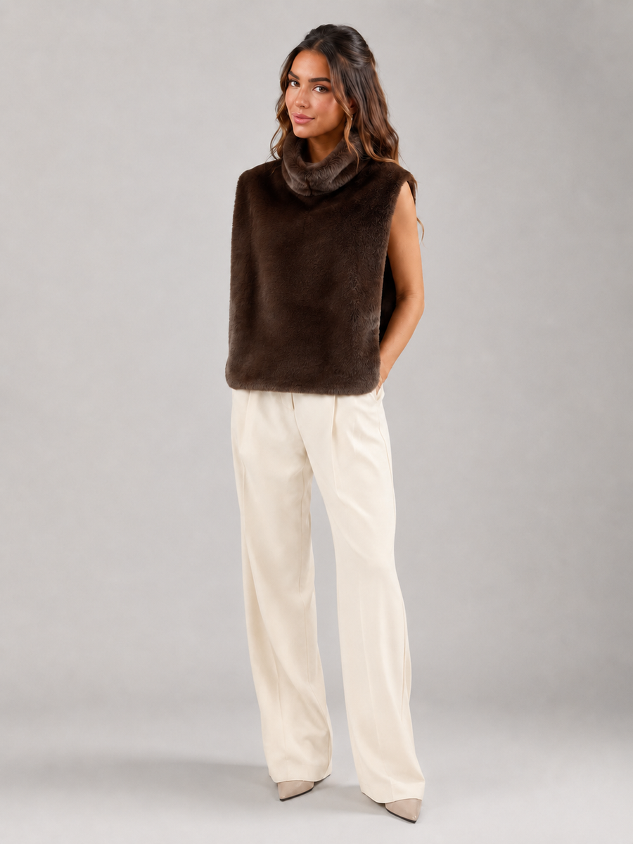 Women's reversible faux fur gilet