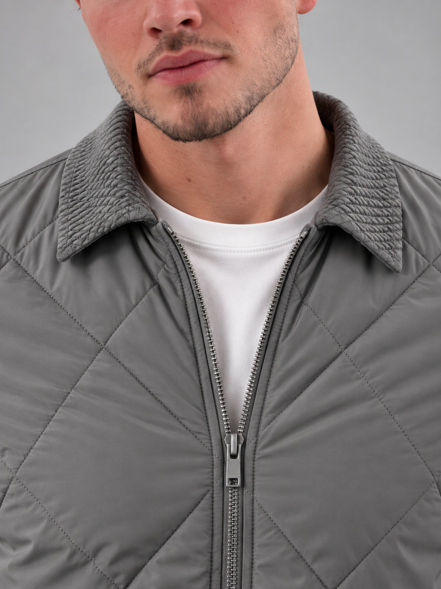 Men's diamond quilted bomber jacket with point collar