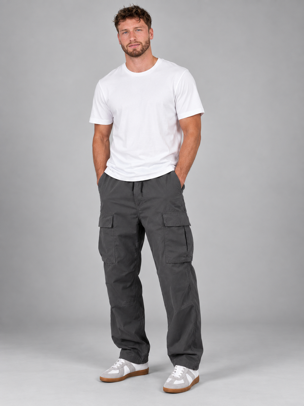 Men's relaxed fit drawstring waist cargo trousers