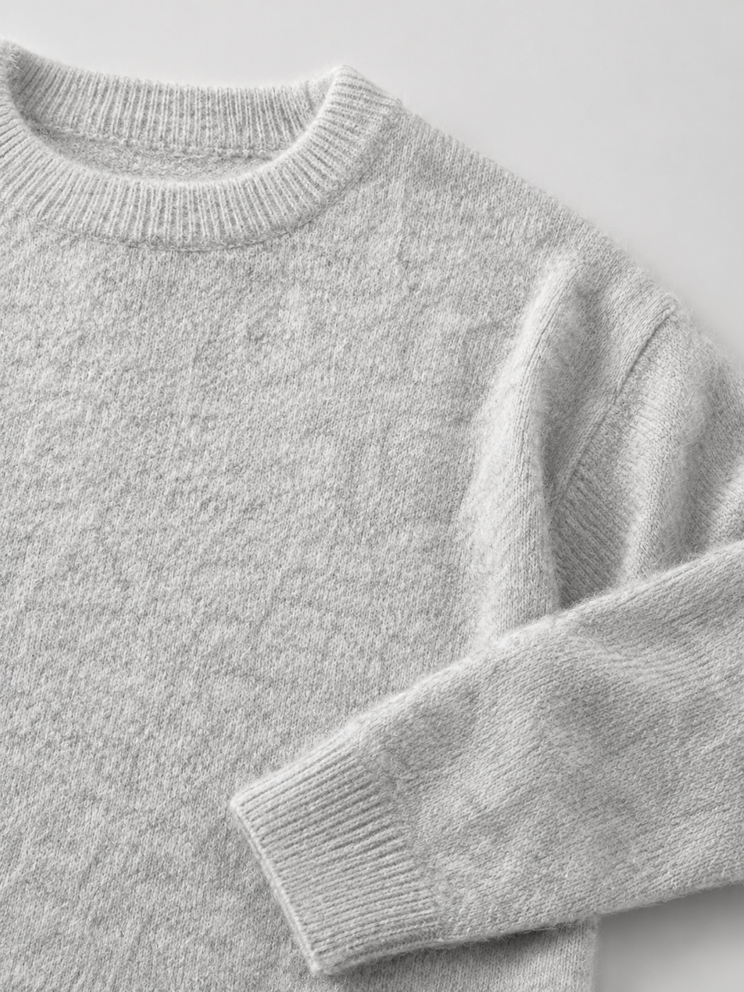 Women's fluffy knit jumper