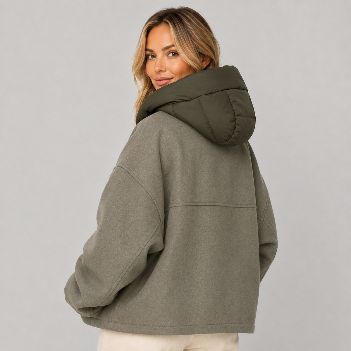 Women's oversized hooded padded jacket