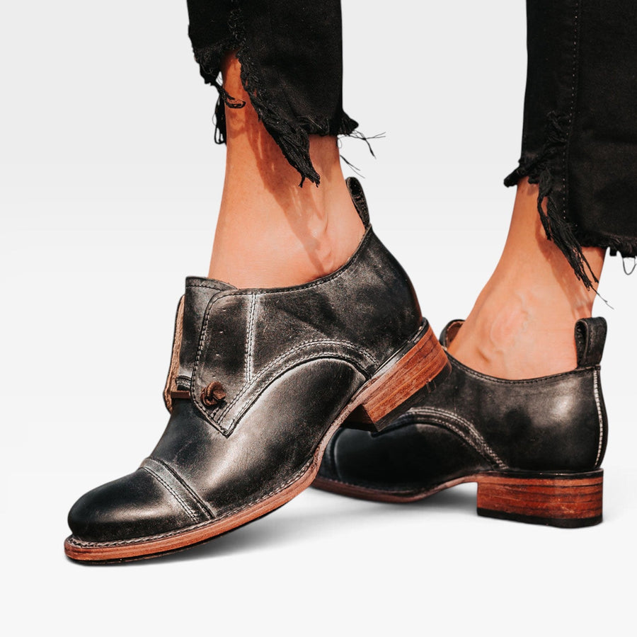 Women's Leather Oxford Shoes with Lace-Up Closure — view 2