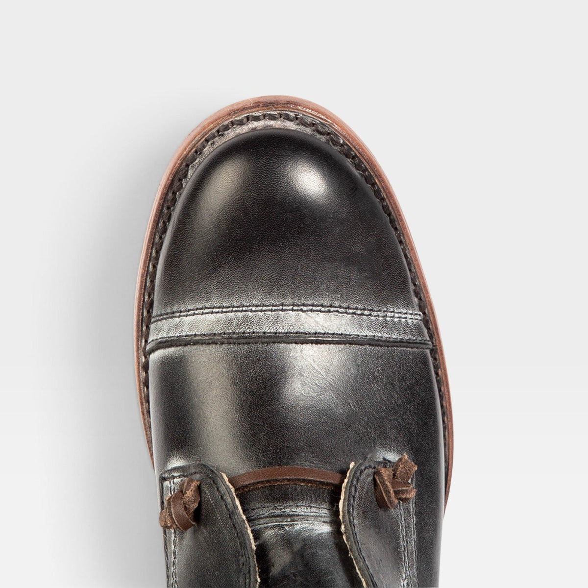 Women's Leather Oxford Shoes with Lace-Up Closure — view 6