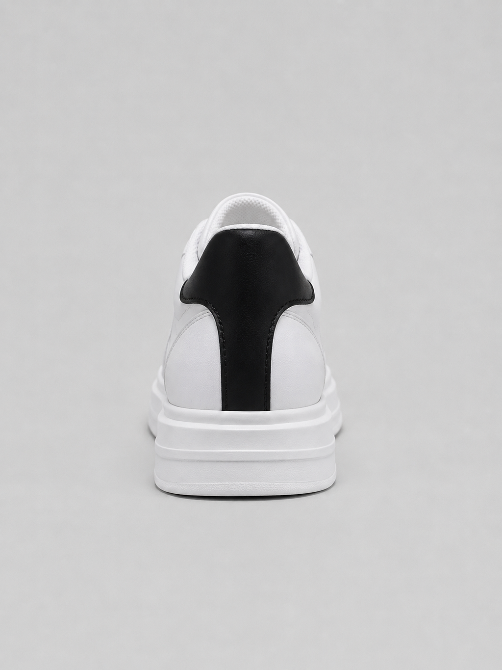Men's low-top split leather lace-up trainers