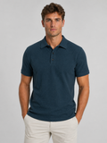 Men's textured knit short-sleeve polo shirt