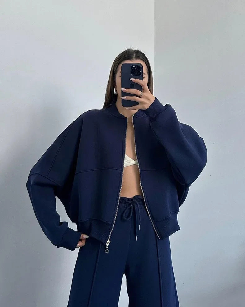 Damski oversize'owy dres z miękkim polarem | Appledore