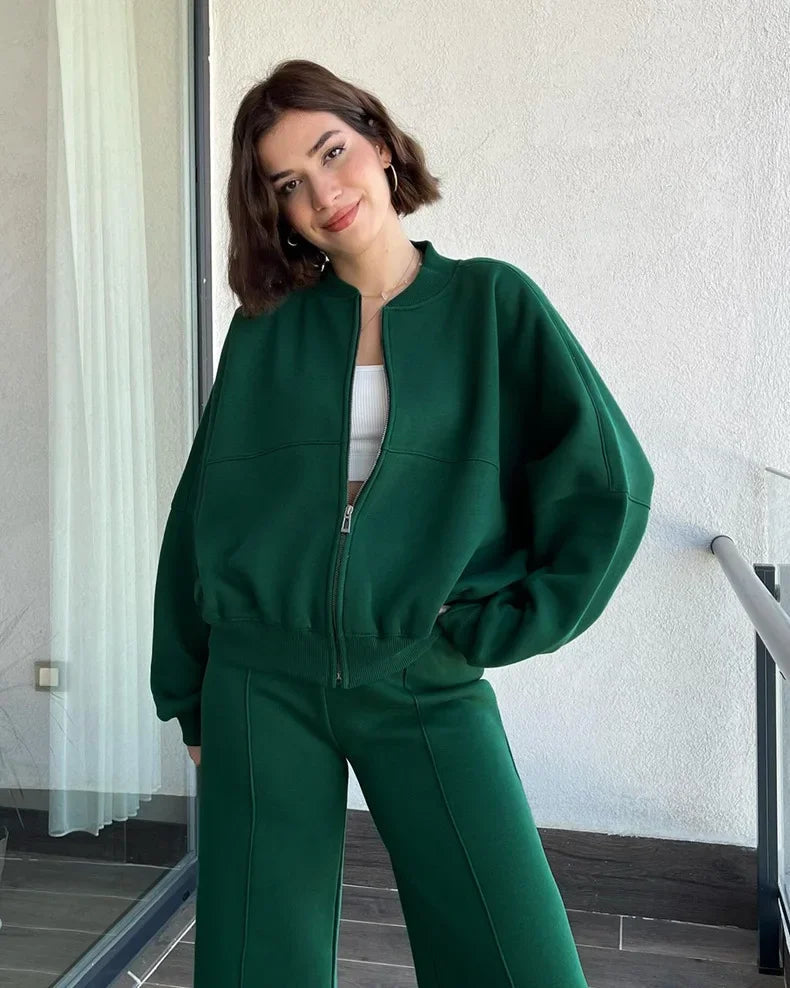 Damski oversize'owy dres z miękkim polarem | Appledore