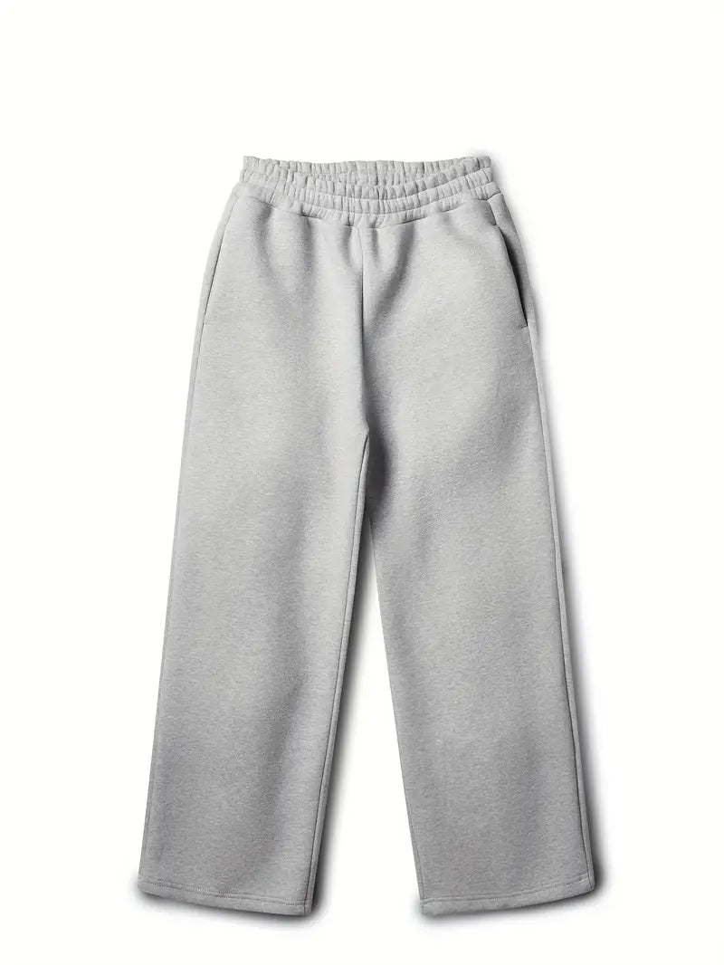 Men's regular fit hoodie and joggers tracksuit set
