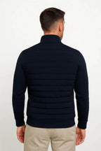 Men's hybrid quilted jacket with knitted sleeves