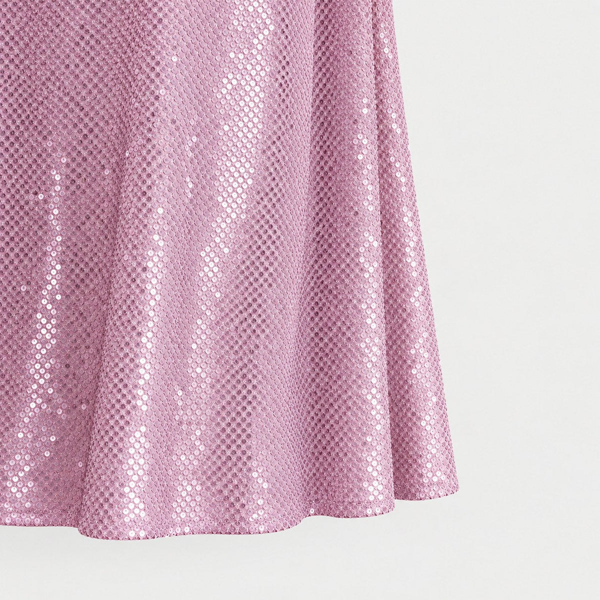 Women's sequin maxi dress in Pink | Ilsington – detail view