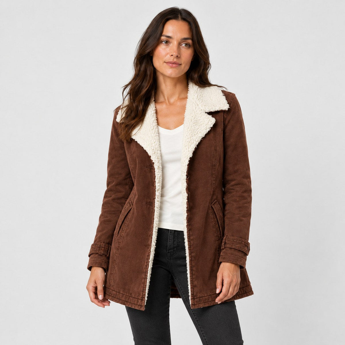 Women's sherpa-lined coat in Brown | Farndish – front view