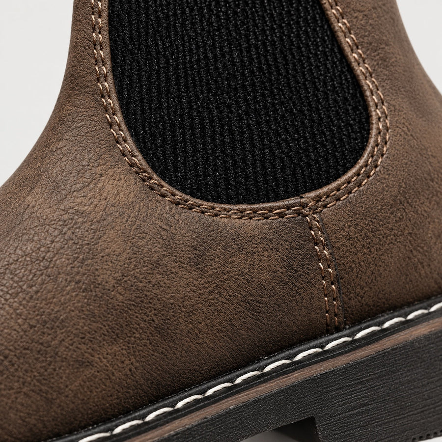 Men's Leather Chelsea Boots in Brown | Wookey – detail view