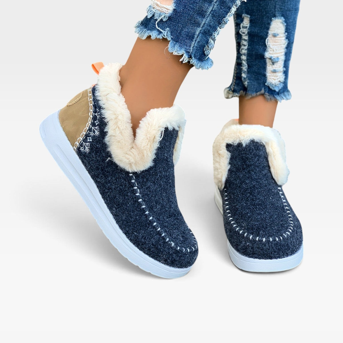 Women's Fleece-Lined Ankle Boots — view 11