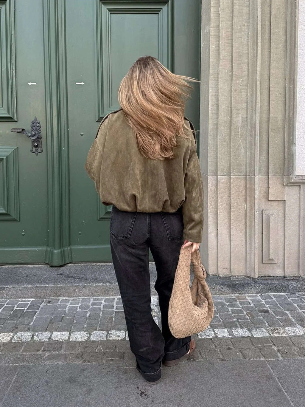 Women's faux suede collared bomber jacket