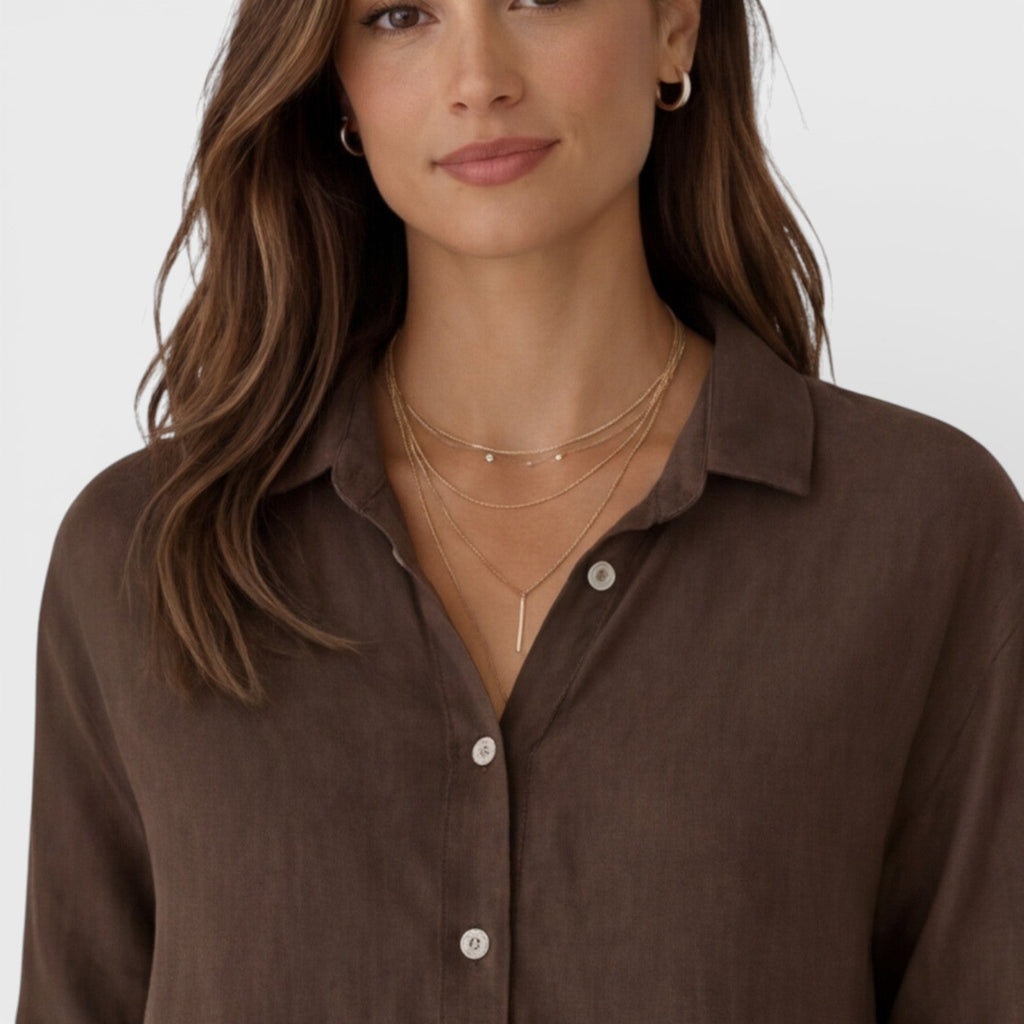 Women's relaxed-fit linen-look button-up shirt