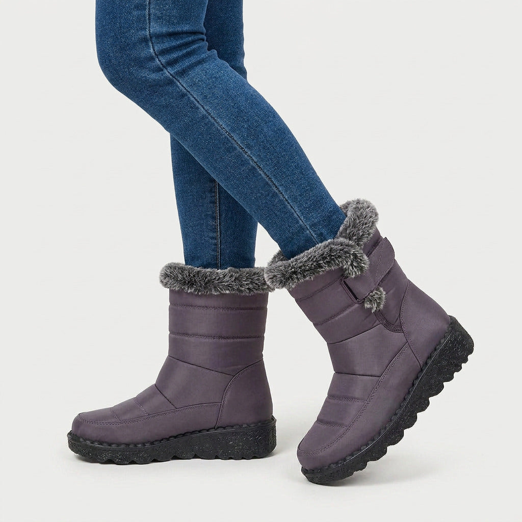 Women's faux fur collar snow boots in Purple Grey | Kimmeridge – side view