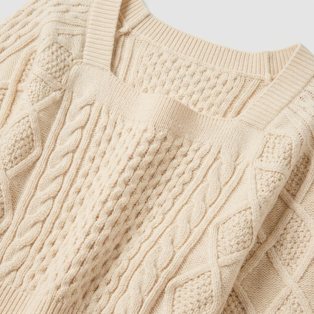 Women's cropped cable knit jumper with puff sleeves in Cream | Ickleton – detail view